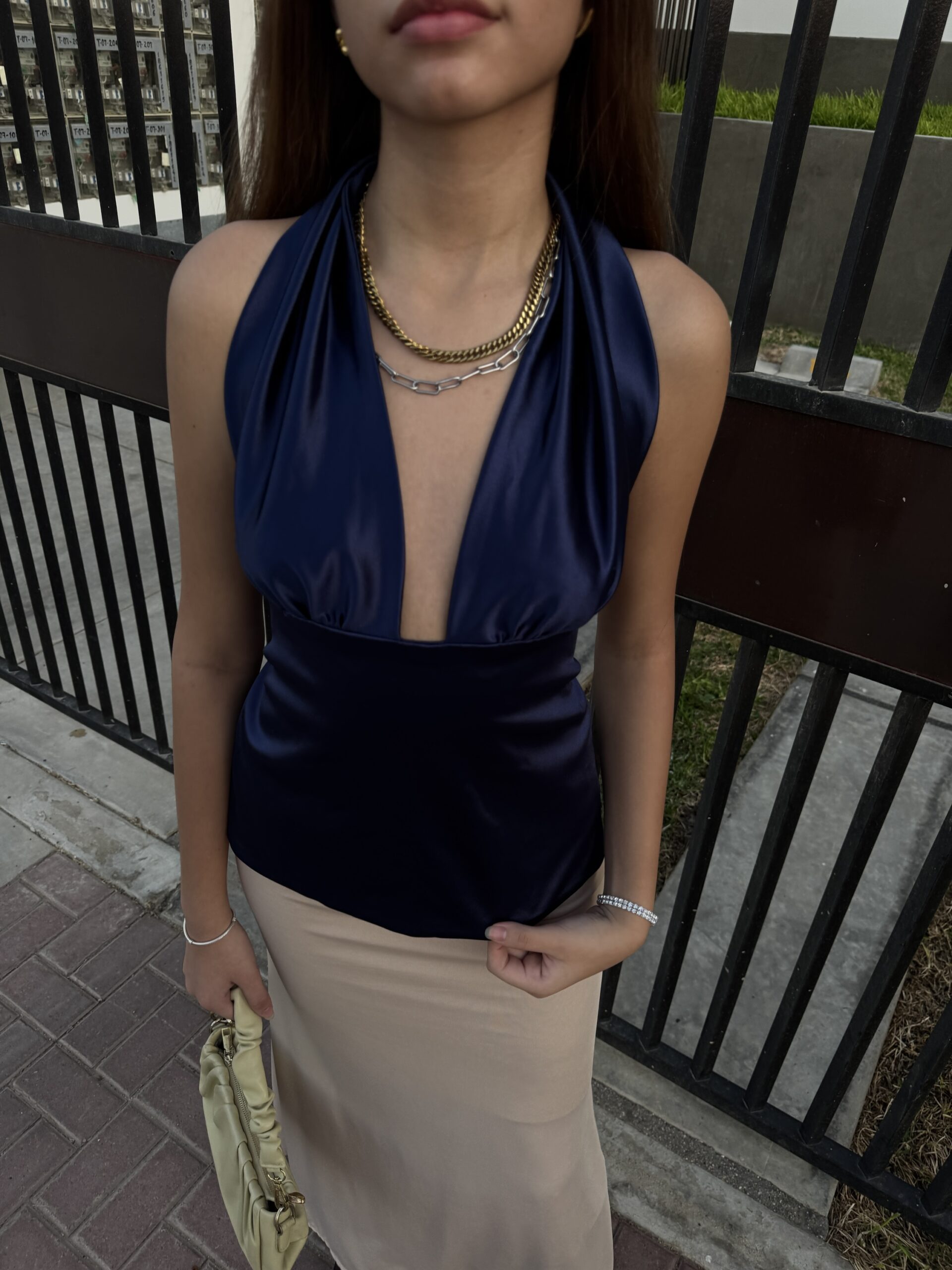 TOP HALTER SATENA