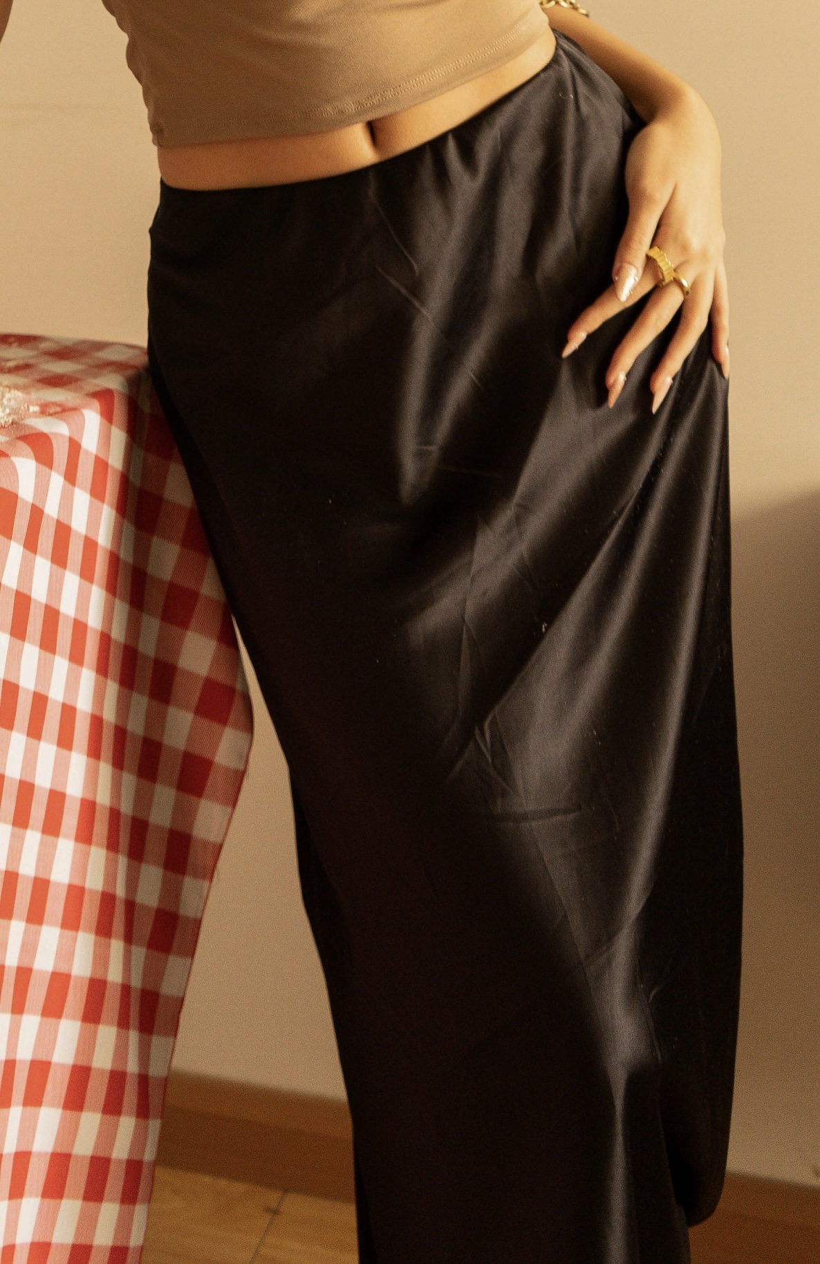 MAXI SKIRT SATINADA